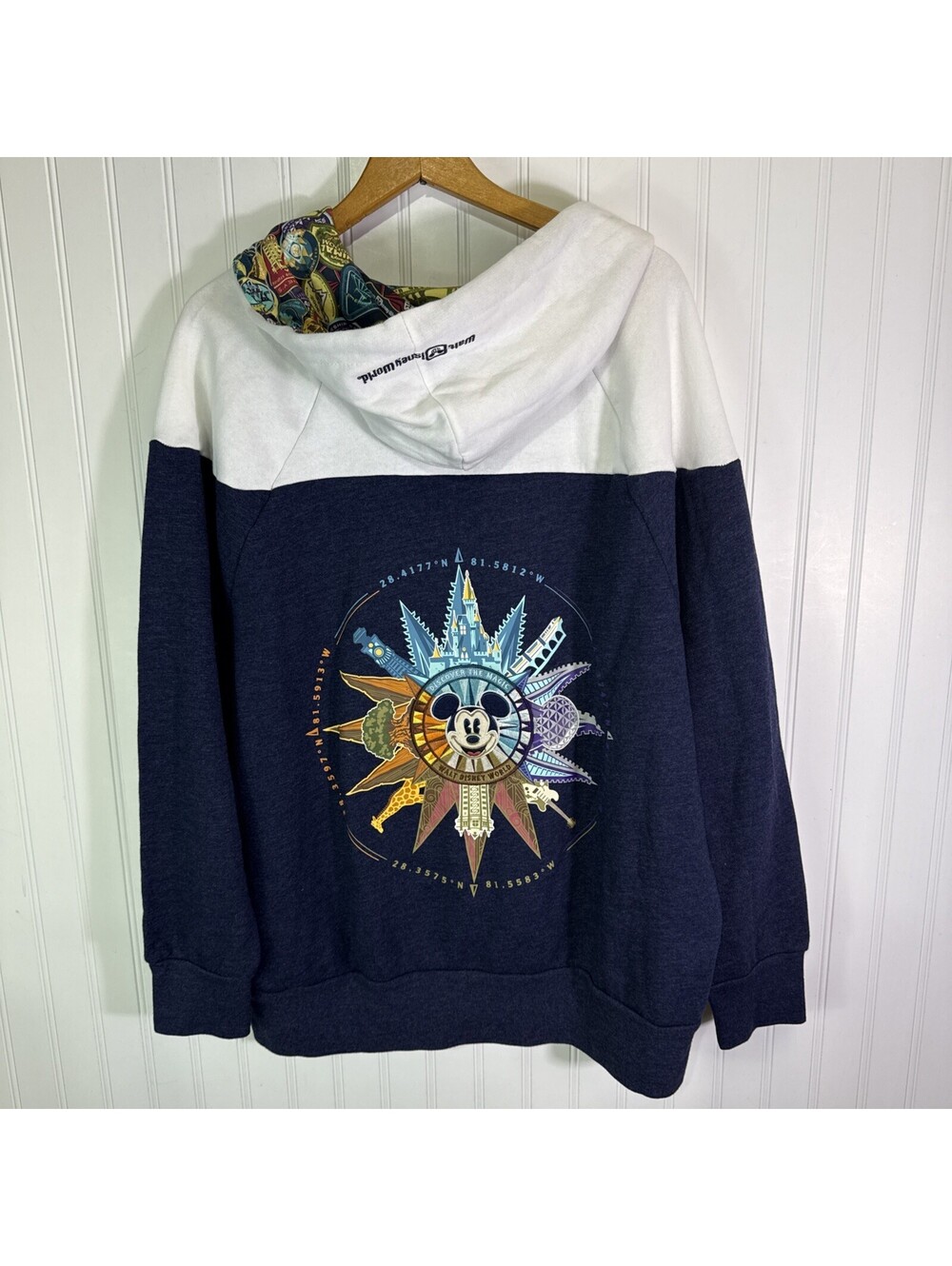 Disneyland Resort California Adventure Vintage Micky Compass Blue Zip Hoodie 1X